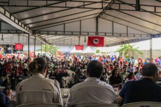 MST ocupa áreas de pesquisa em Pernambuco, alegando descumprimento de acordo do governo Lula