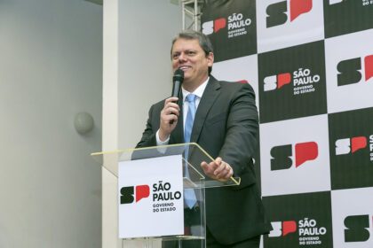 Sabesp privatizada será “grande player global”, diz Tarcísio de Freitas