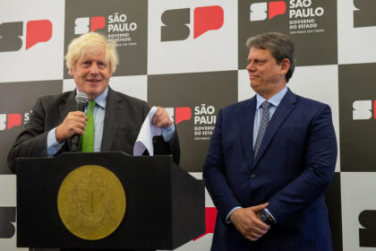 Tarcísio conversa com Boris Johnson sobre intercâmbios entre São Paulo e Reino Unido