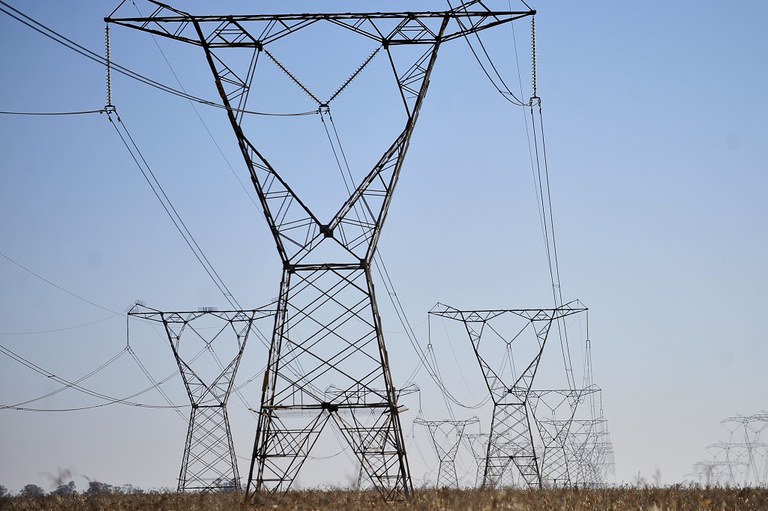 Cadê a luz? Apagão afeta todo país