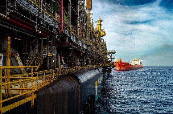 Petrobras poderá ajustar preços dos combustíveis para equilibrar inflação