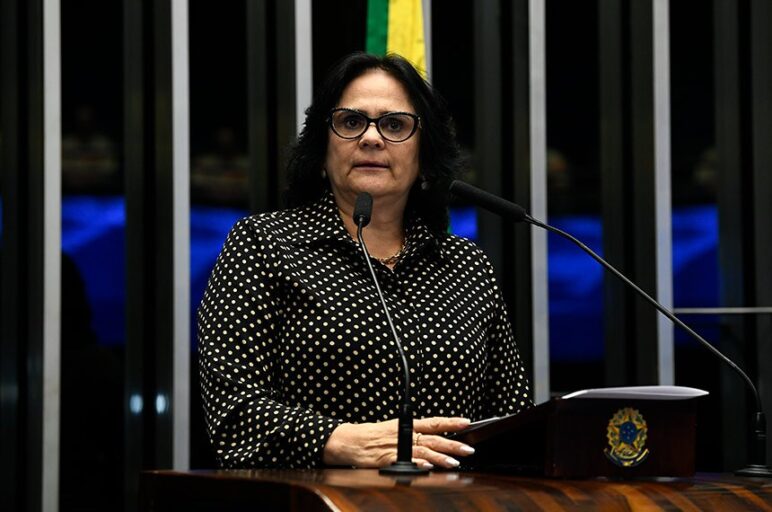 Damares diz que Ana Moser foi ‘dispensada de forma vergonhosa’