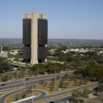 Em escalada, mercado financeiro eleva previsão da inflação para 5,09% este ano