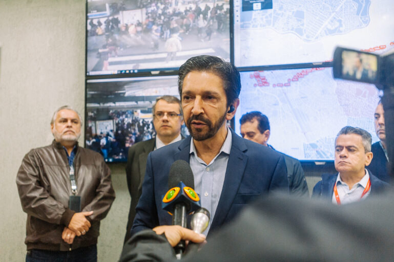 Nunes e Boulos aproveitaram greve no Metrô e Sabesp como palco político