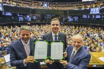 Congresso promulga a Reforma Tributária, após quase 40 anos de discussão