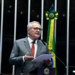 Renan Calheiros denuncia acordo do PT para apoiar dosimetria em troca de pacote de impostos