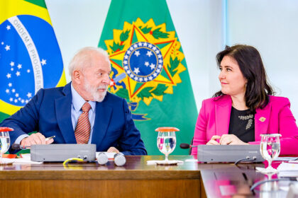 Lula sanciona Orçamento de 2024 com fundo eleitoral 'dantesco'