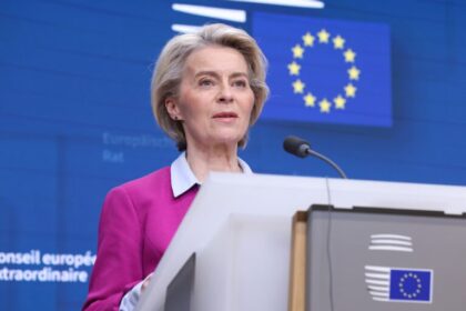 União Europeia anuncia o maior conjunto de sanções contra a Rússia