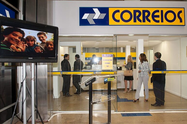 Correios enfrentam dificuldades financeiras e busca empréstimo de R$ 4 bilhões