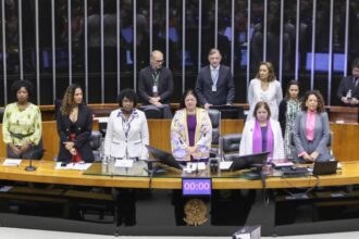 Deputadas federais defendem cotas para mulheres no Legislativo