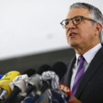 Censura. Ministério da Saúde prepara ações legais contra médicos 'negacionistas'