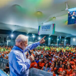 Maioria dos brasileiros não apoia novo mandato de Lula em 2026