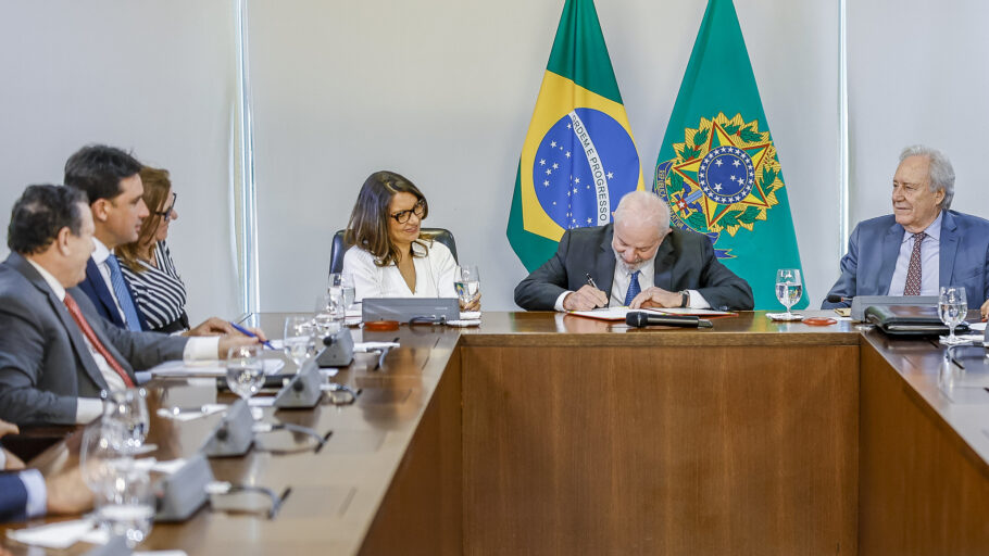 Poderosa, Janja assume figura de 'garota-propaganda' do governo para ações no RS