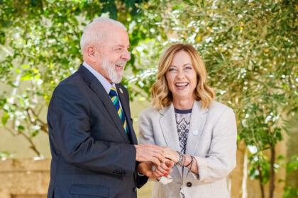 Itália alcança emprego recorde após redução de impostos de Giorgia Meloni