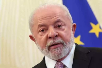 Zero surpresa: Lula sanciona "taxa das blusinhas". Picanha pode ser a próxima.