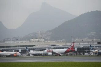 Falhas em aviões comerciais forçam fechamento de aeroportos no Brasil