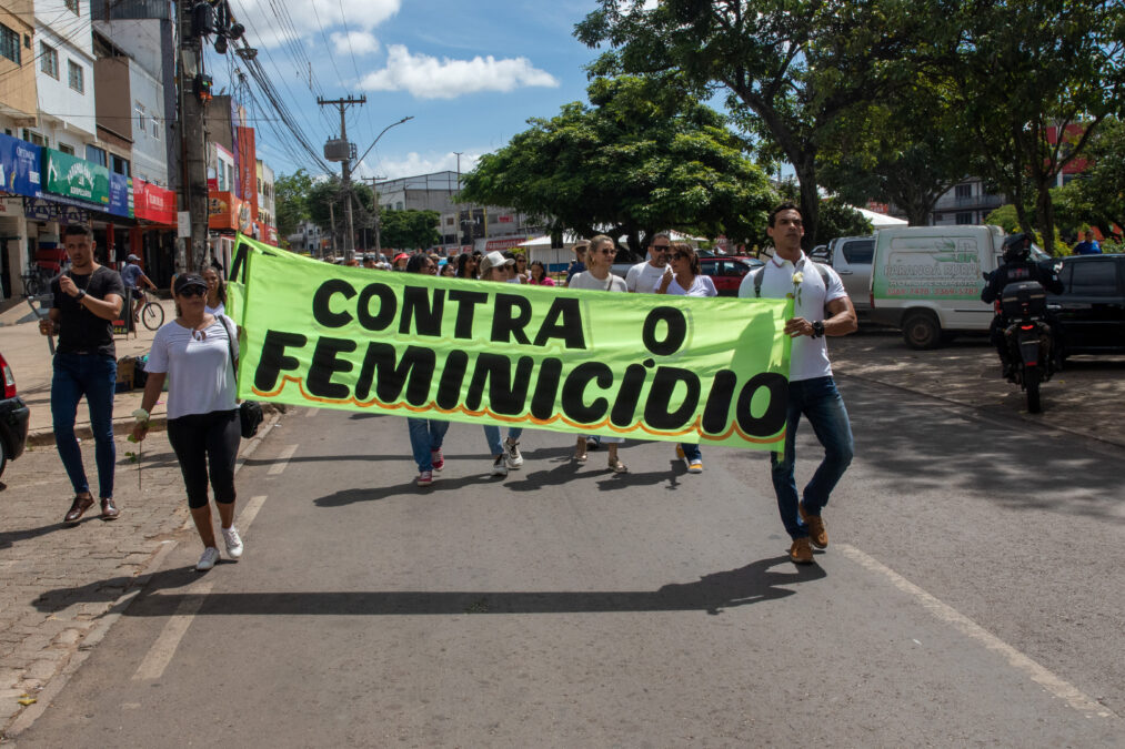 Comissão da Câmara aprova aumento da pena de feminicídio para até 40 anos