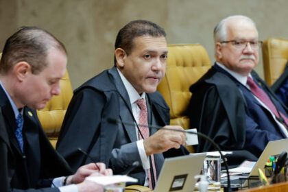 Nunes Marques transfere decisão sobre desbloqueio do X ao plenário do STF