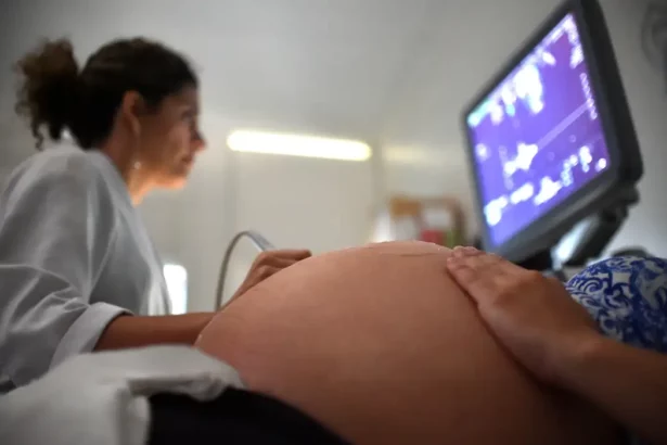 Templo Satânico amplia clínicas de aborto remoto nos EUA sob pretexto religioso