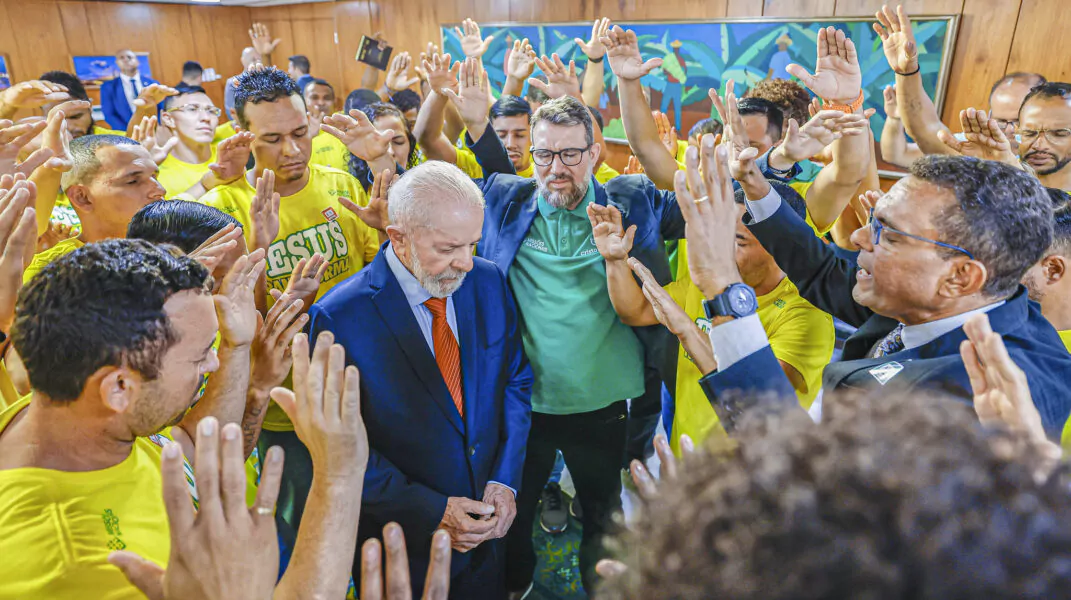 Lula se aproxima de evangélicos com criação do Dia Nacional da Música Gospel