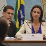 Venezuelanos que apoiarem sanções contra Maduro podem pegar até 30 anos de prisão