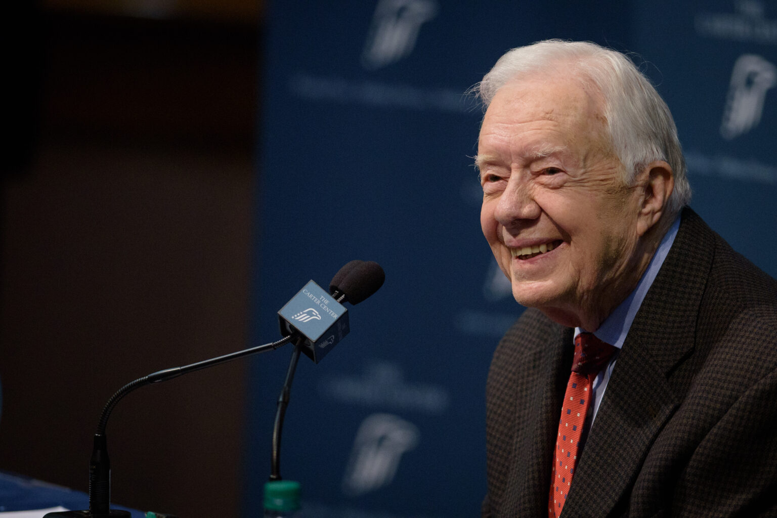 Morre Jimmy Carter, o controverso presidente dos EUA e admirado por Lula