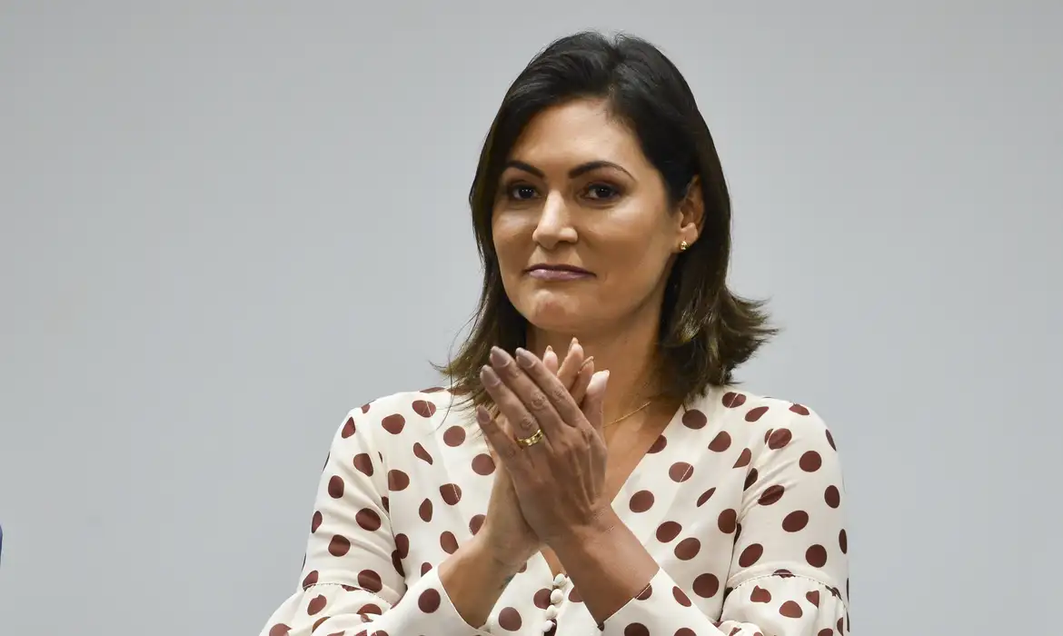 Inquérito da PF descarta envolvimento de Eduardo e Michelle Bolsonaro em suposto golpe