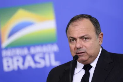 General Pazuello propõe lei para para destinar 30% do salário dos presos às vítimas