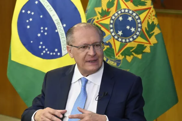 Alckmin busca negociação com os Estados Unidos para amenizar sobretaxa em metais