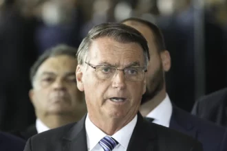 Bolsonaro denuncia Moraes em encontro da OEA