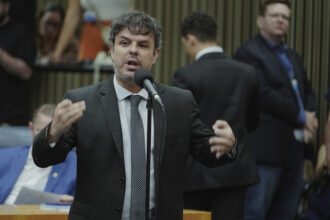 Vereador Adrilles Jorge comemora ação contra criminalidade com nova Polícia Municipal