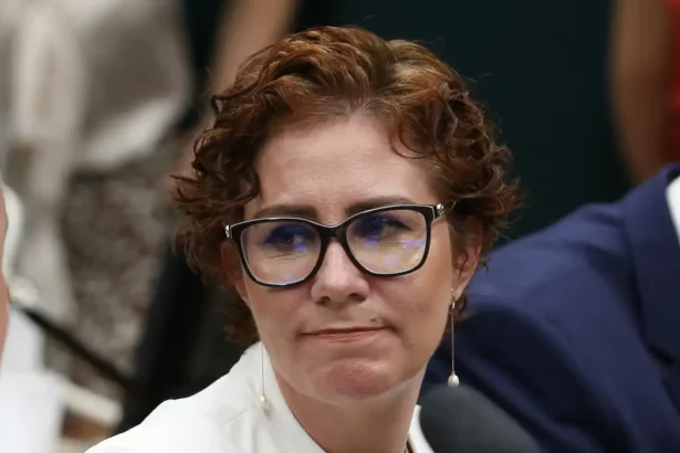 Carla Zambelli é condenada pelo STF e está mais próxima da prisão