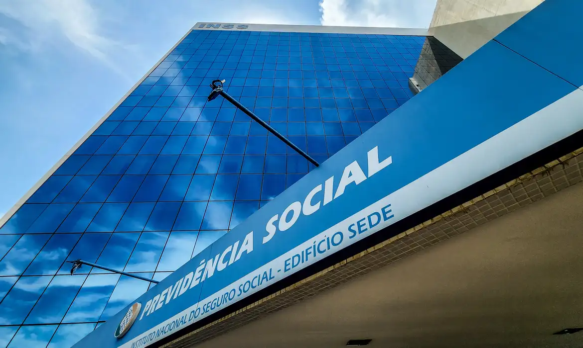 Câmara já tem assinaturas para criar a CPI do INSS