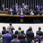 Deputados apresentam pedido de CPMI do INSS