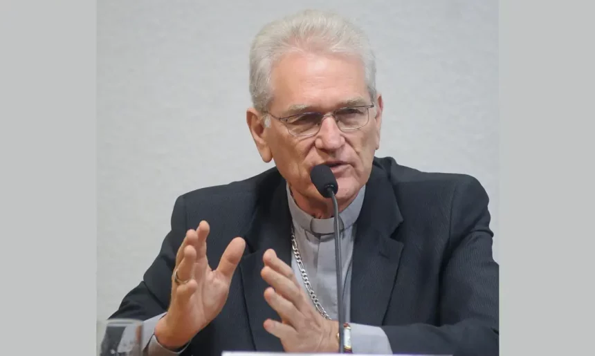 Vaticano inicia escolha do novo Papa com brasileiro entre os favoritos