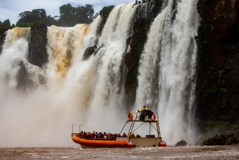 EUA deflagram operação contra terroristas do Hezbollah em Foz do Iguaçu