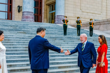 Janja causa 'climão' após gafe em encontro de Lula e Xi Jinping