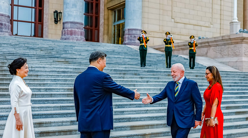 Janja causa 'climão' após gafe em encontro de Lula e Xi Jinping