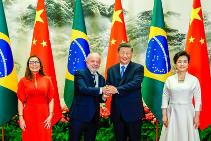 Bolsonaro e líder do PL criticam postura de Janja na China