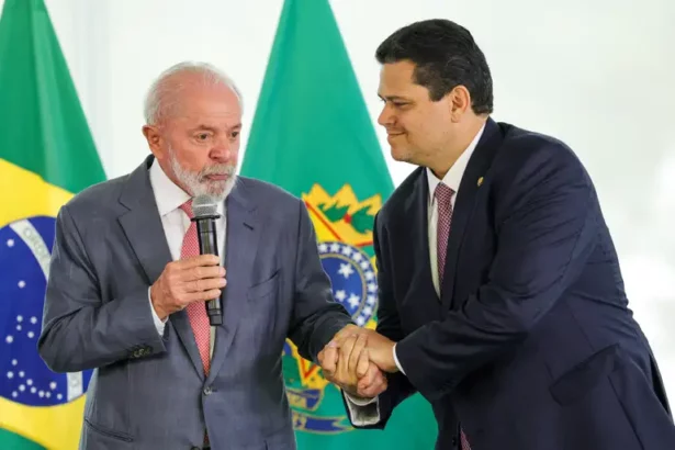 Presidente do Congresso e ministros vão acompanhar Lula em viagens para Rússia e China