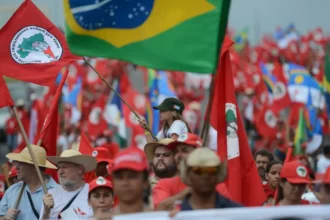 Com agenda de shows marcada, MST volta a criticar o governo por reforma agrária