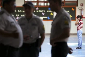 ONU apoia proposta do PSOL para fechar escolas cívico-militares apesar de avanços no Ideb