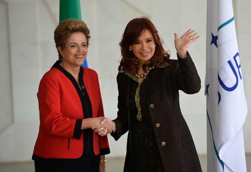 Lula e Dilma manifestam solidariedade a Cristina Kirchner após condenação por corrupção