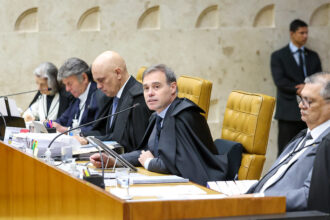 André Mendonça vota a favor das big techs em julgamento no STF