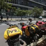 Lula aposta em crédito para motoqueiros para conter rejeição eleitoral