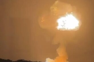 Foguete Starship da SpaceX explode em teste no Texas