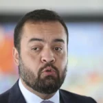 Mendonça autoriza buscas da PF contra Cláudio Castro em apuração do Master
