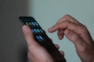 Governo Lula ameaça suspender importação de iPhones e outros produtos americanos