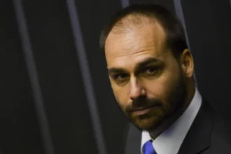 Diferenças entre Eduardo e Tarcísio sobre tarifas foram resolvidas, diz Jair Bolsonaro