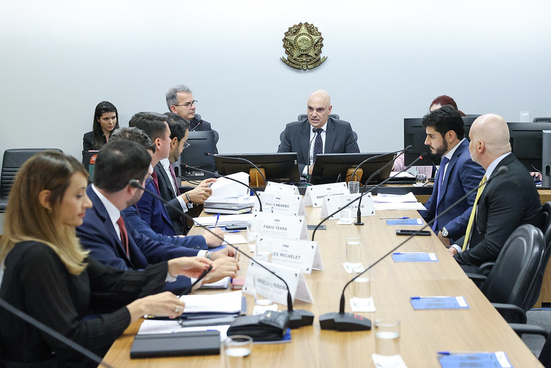 Conciliação sobre IOF termina sem acordo entre Planalto e Congresso no STF